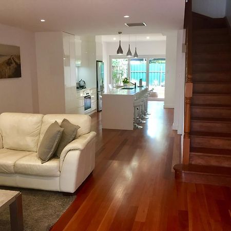Chic Townhouse In North Adelaide 빌라 외부 사진